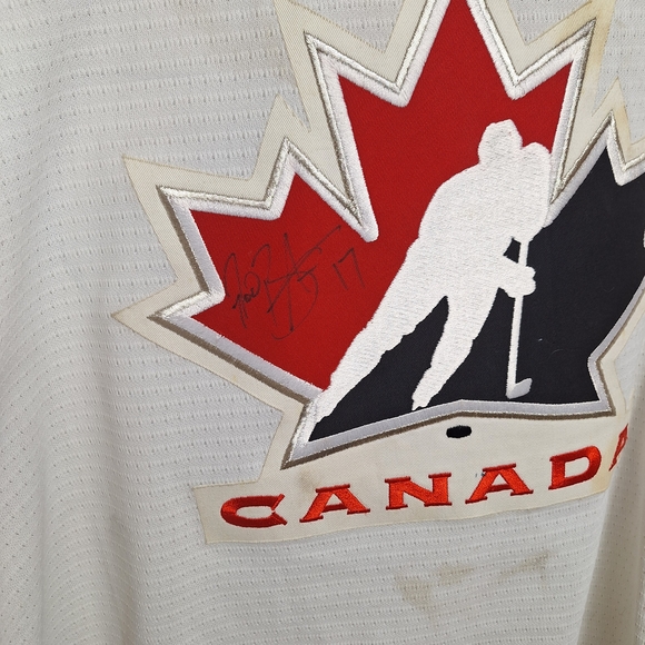Autographed Vintage Brind'Amour Canadian Hockey Jersey #17 - Picture 3 of 5